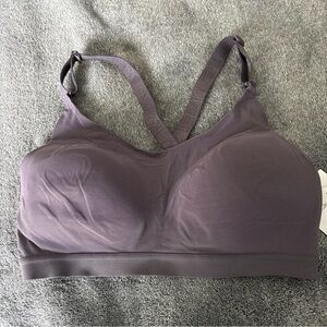 NWT Victoria Sport Incredible Lightweight Sports Bra 36D Medium Support